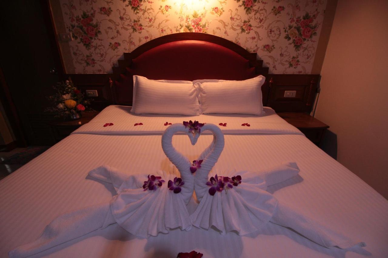Taj Phuket Inn Patong ภายนอก รูปภาพ